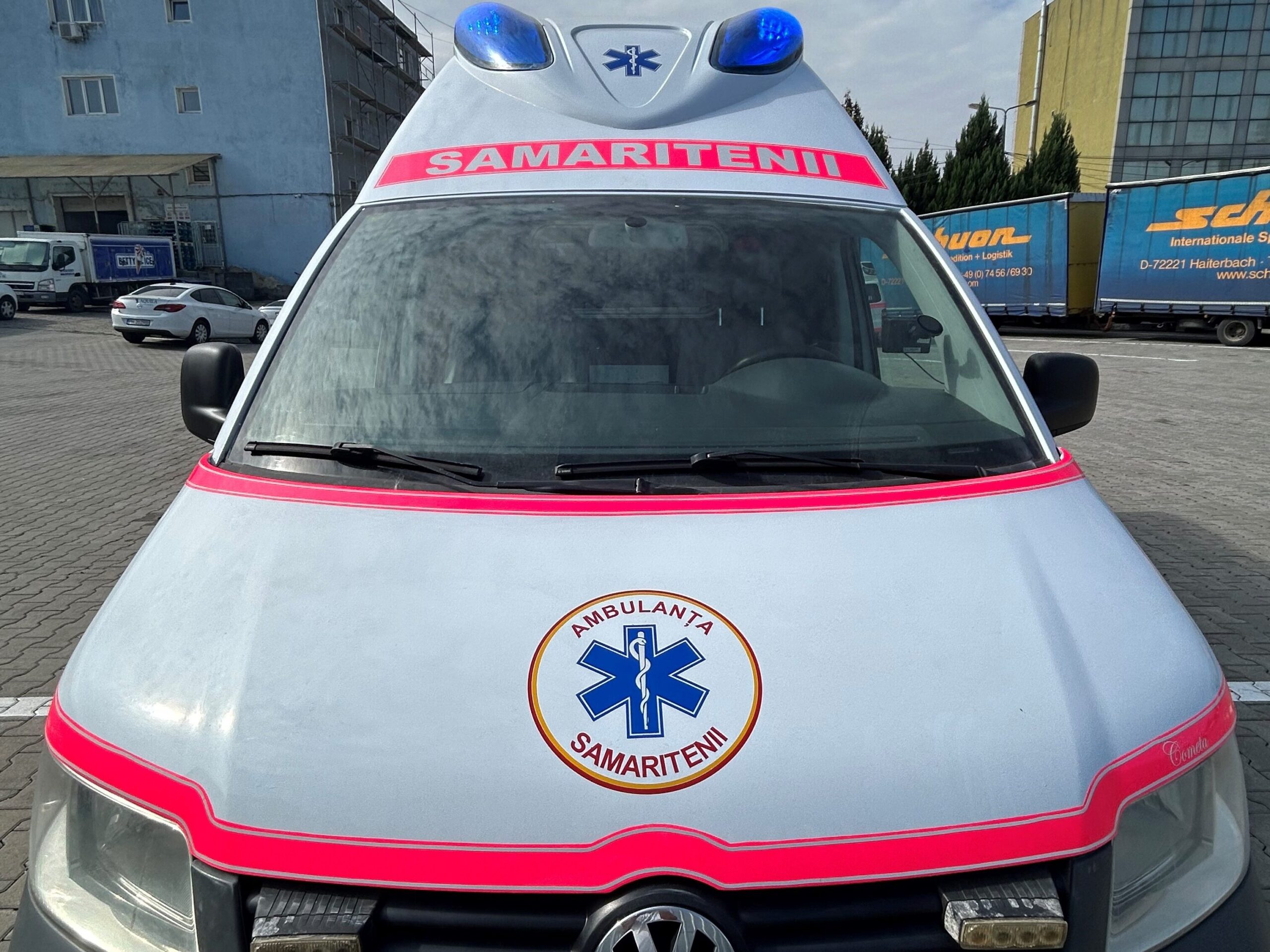 Serviciu de Transport Pacienți cu Ambulanța 2 cometa fata 1 edited scaled